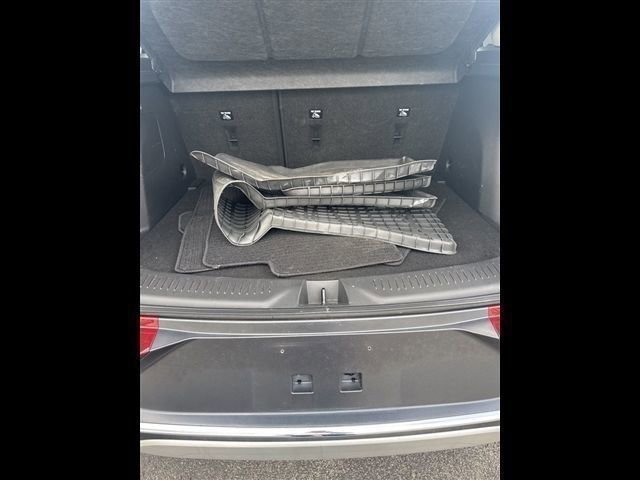 Used 2023 Buick Encore GX Essence w/ Experience Buick Package image 13