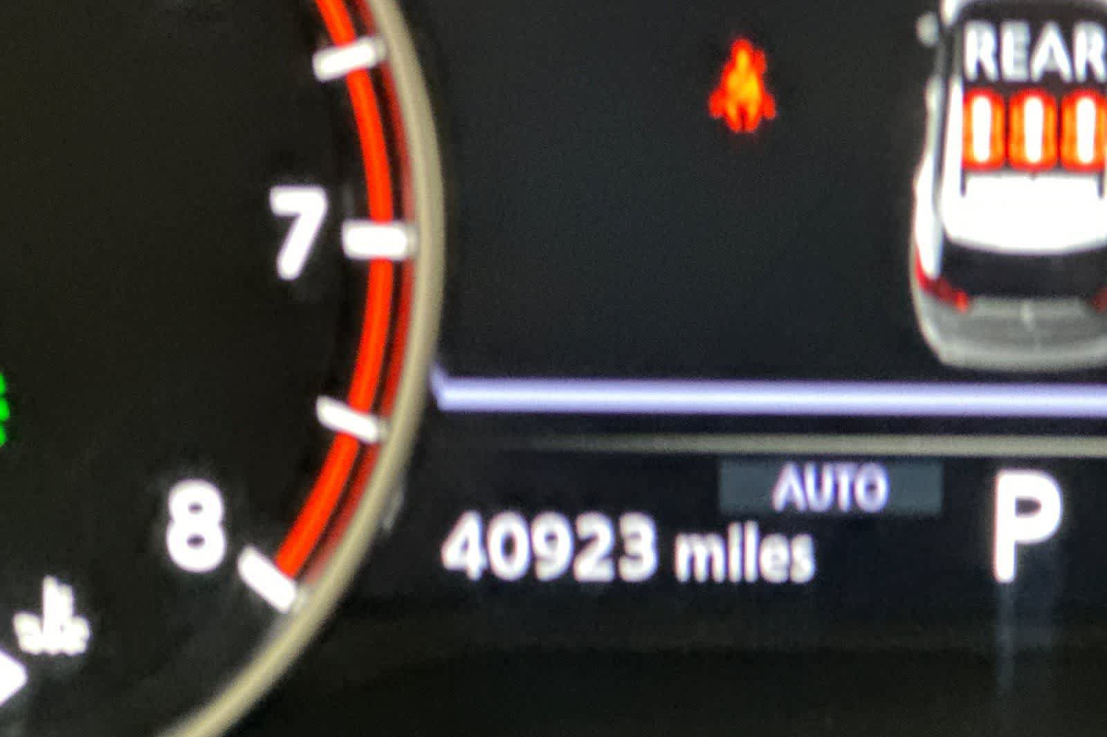 Certified 2025 Nissan Rogue SV AWD/4WD image 27