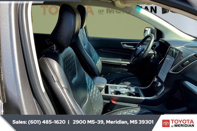 Used 2024 Ford Edge Titanium image 6
