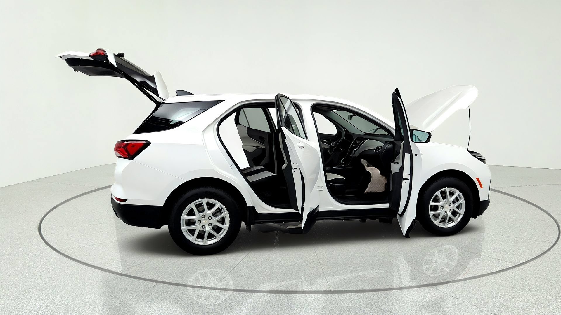 Certified 2024 Chevrolet Equinox LS w/ Driver Confidence II Package FWD image 13