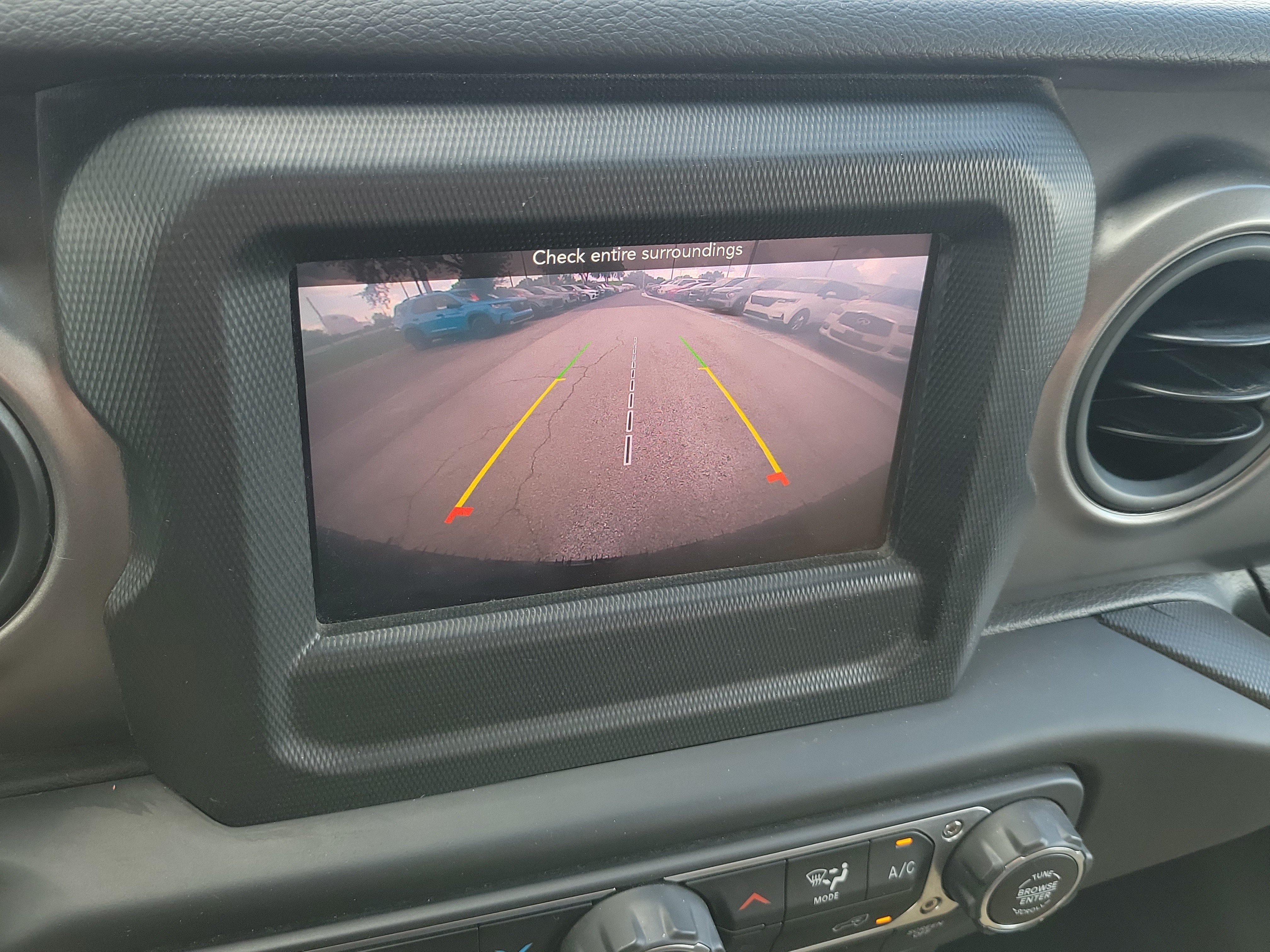 Used 2023 Jeep Wrangler Sport AWD/4WD image 18