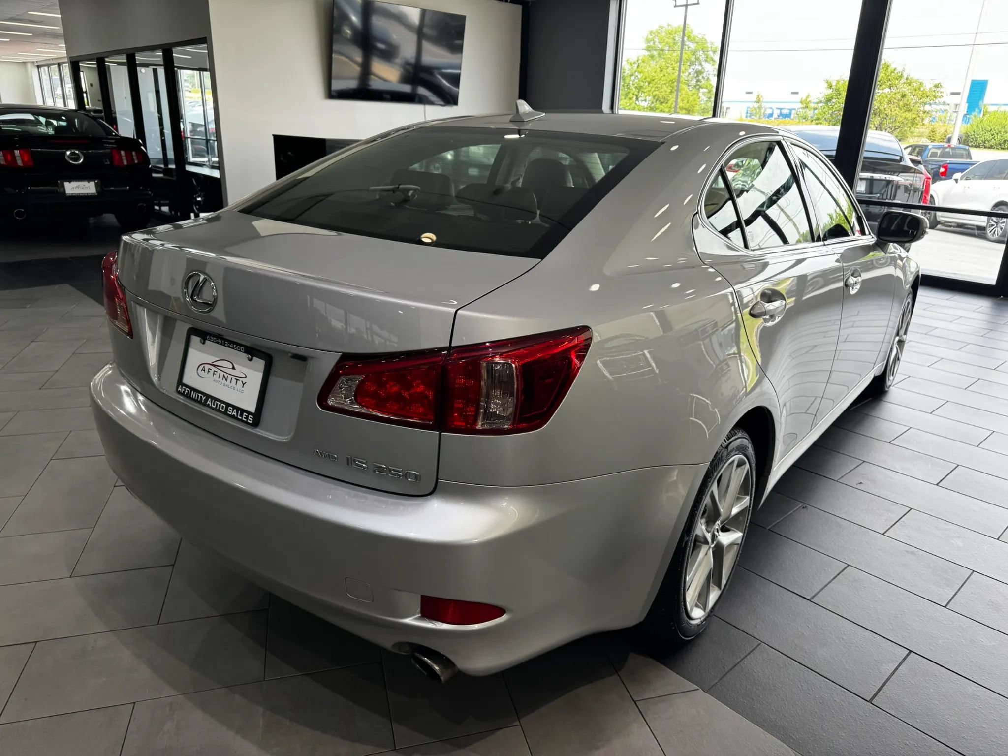 Used 2012 Lexus IS 250 AWD w/ Premium Pkg Value Edition image 5