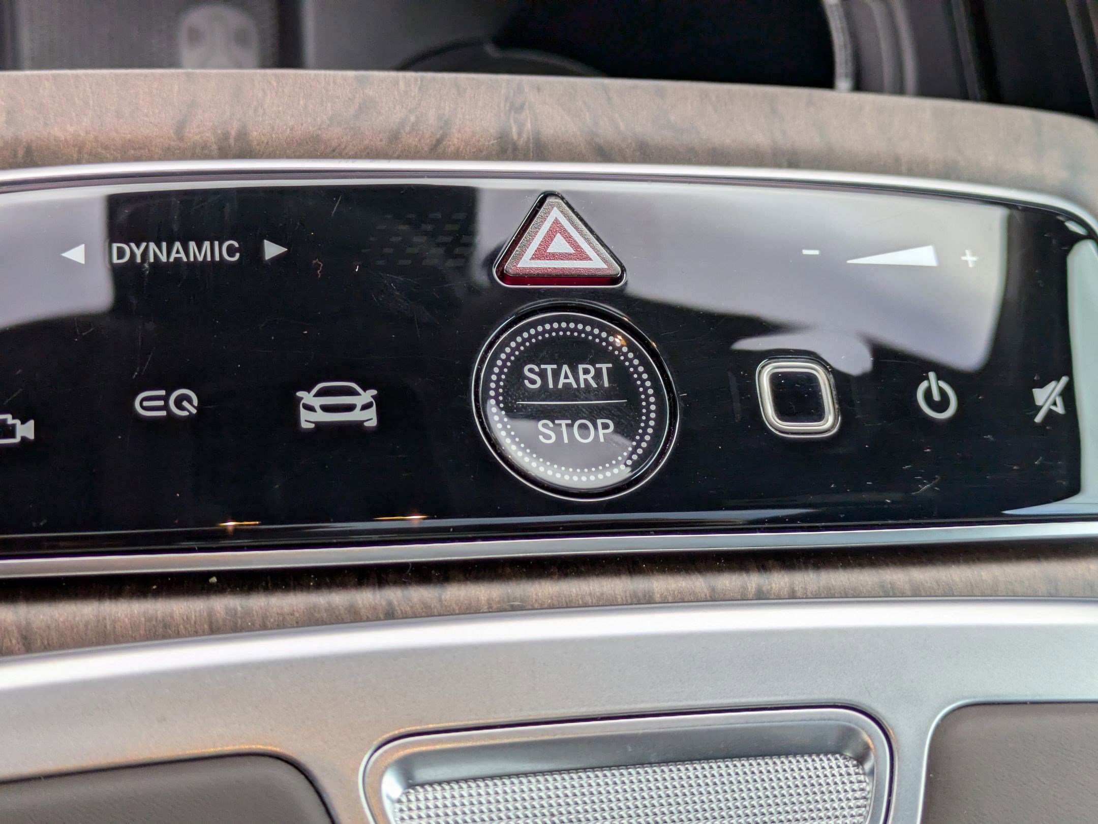 Used 2024 Mercedes-Benz Maybach EQS 680 4MATIC image 19