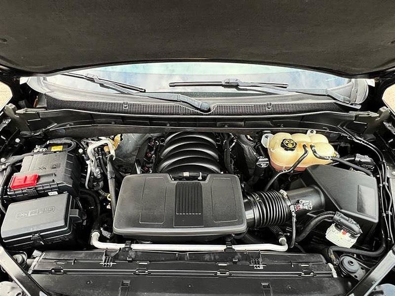 Used 2022 Chevrolet Suburban LT RWD image 49