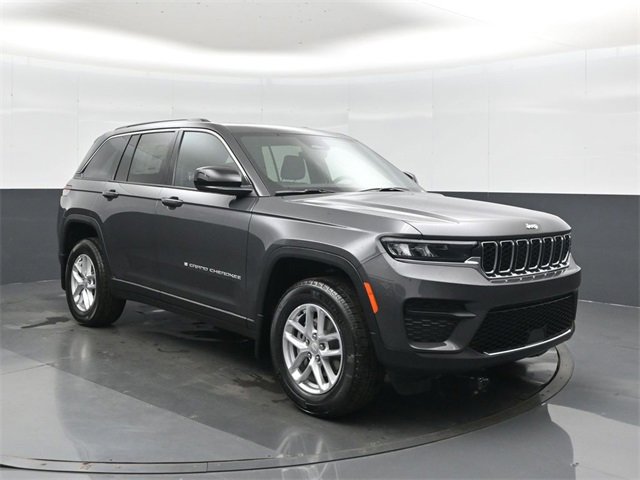 New 2025 Jeep Grand Cherokee Laredo X w/ Luxury Tech Group I image 6