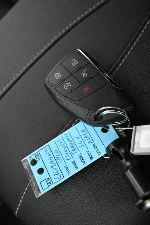 Used 2026 Chevrolet Traverse LT FWD image 28