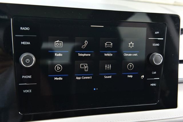 New 2026 Volkswagen Taos SE AWD/4WD image 13