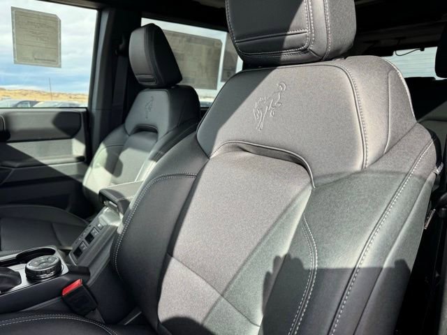 New 2025 Ford Bronco Badlands image 14