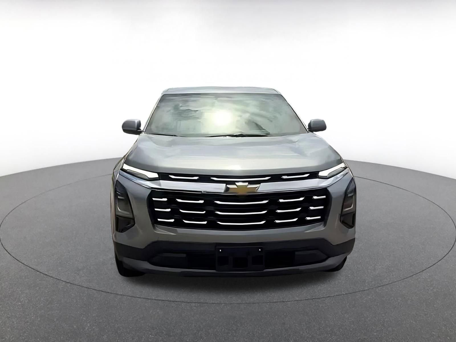 Used 2025 Chevrolet Equinox LT FWD image 4