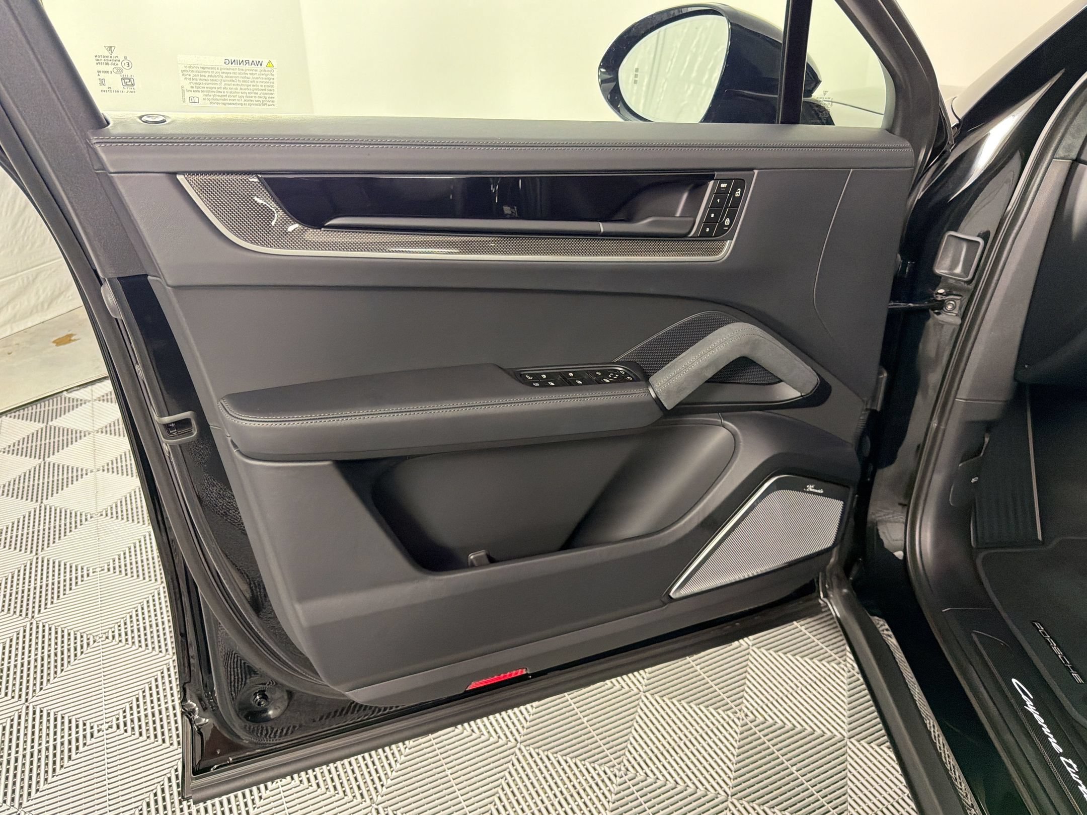 New 2026 Porsche Cayenne Turbo AWD/4WD image 14