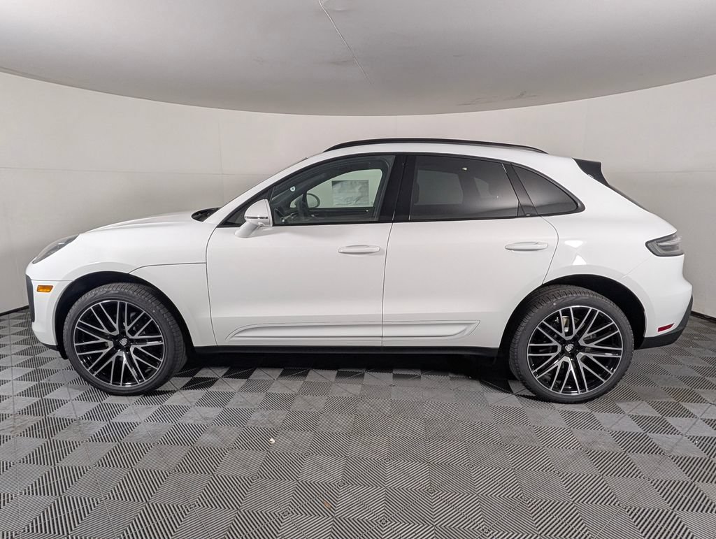 New 2026 Porsche Macan AWD/4WD image 2