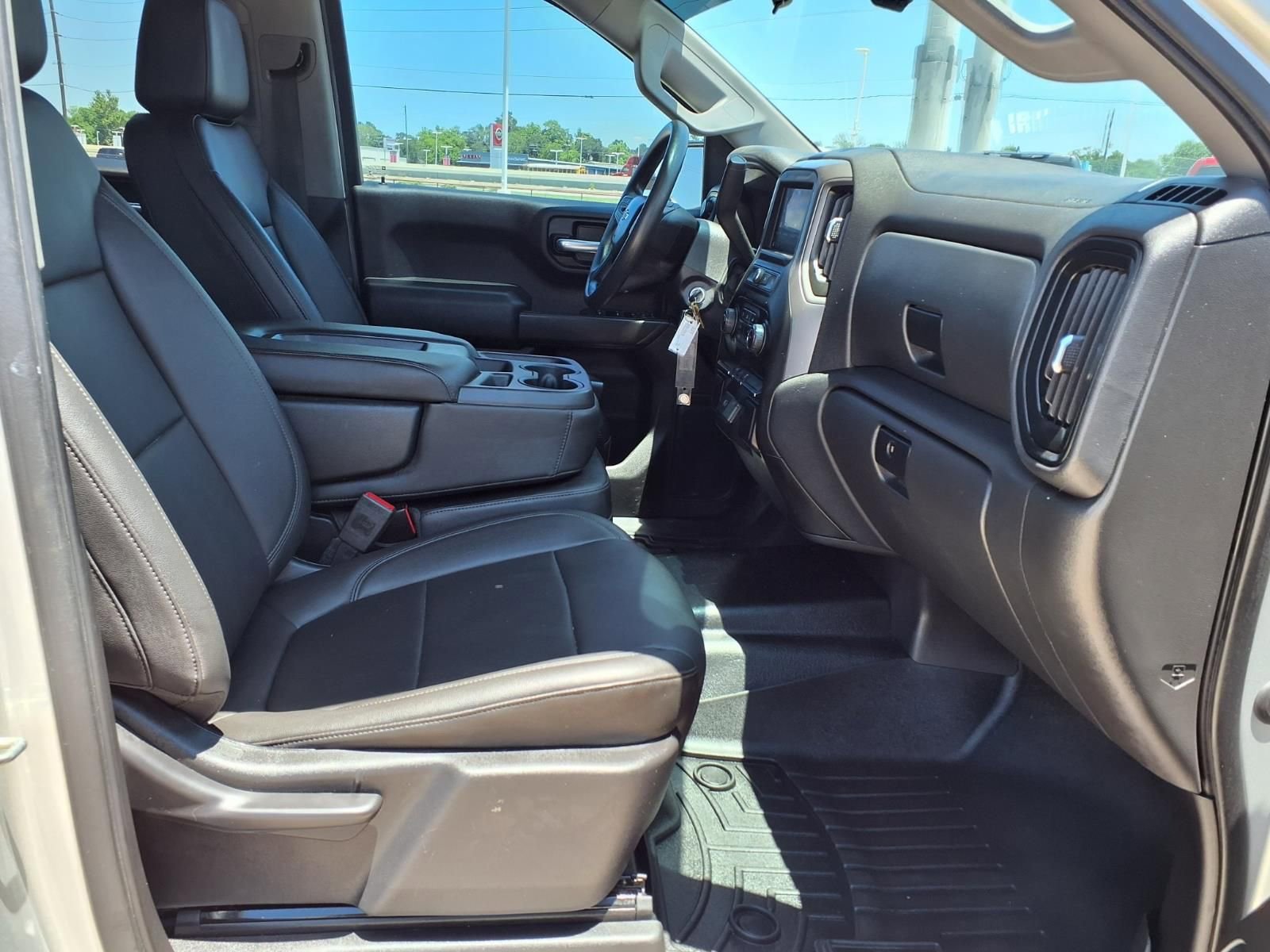 Used 2020 Chevrolet Silverado 1500 W/T w/ WT Value Package AWD/4WD image 18