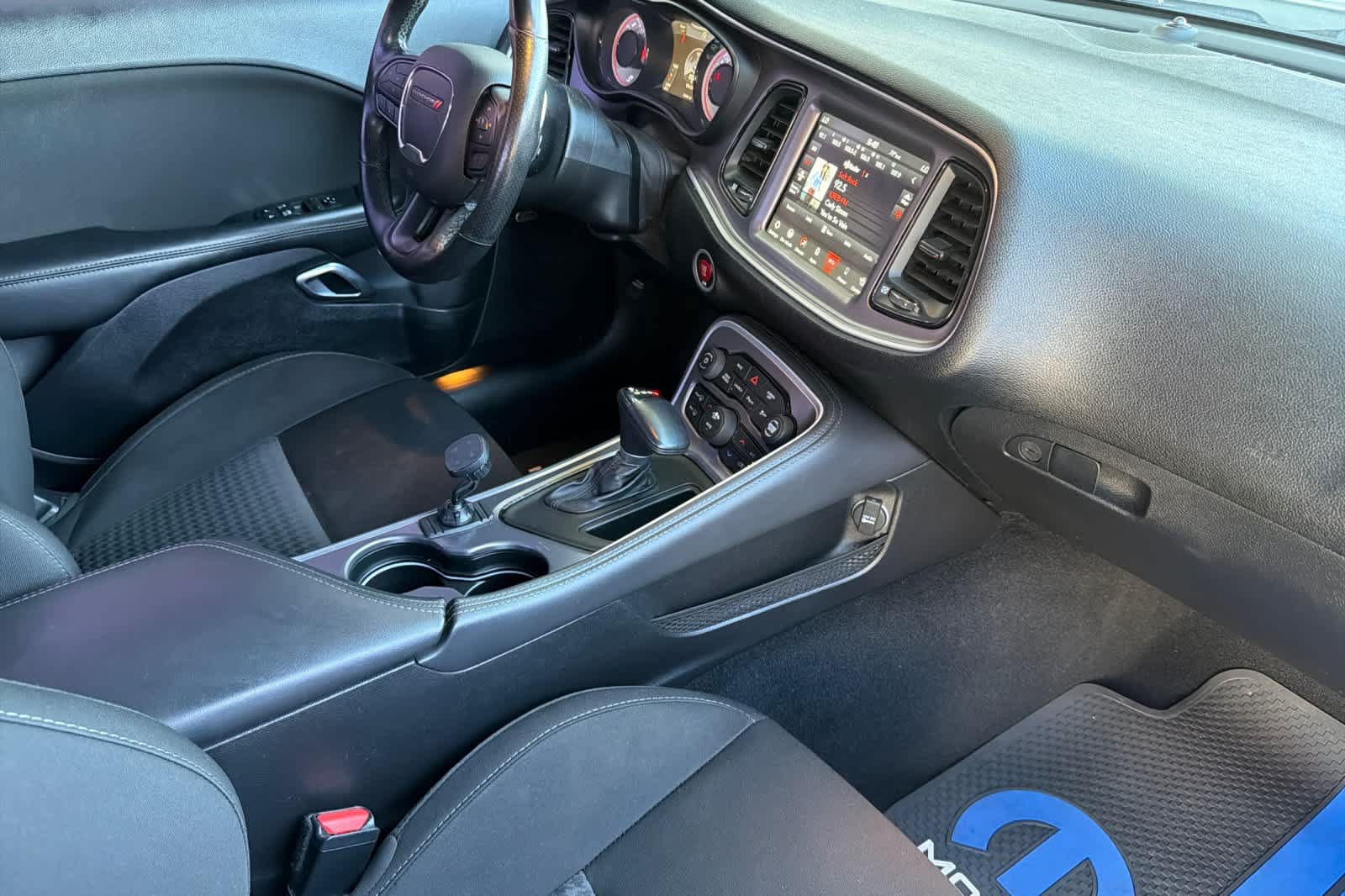 Used 2019 Dodge Challenger R/T Scat Pack w/ Shaker Package RWD image 13