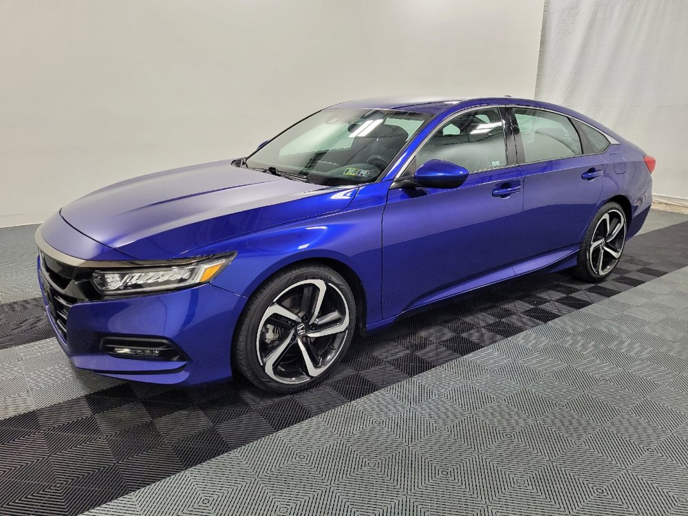 Used 2018 Honda Accord Sport image 2