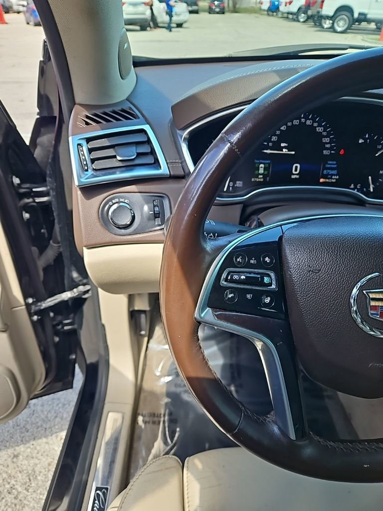 Used 2016 Cadillac SRX Luxury w/ Driver Awareness Package FWD image 13