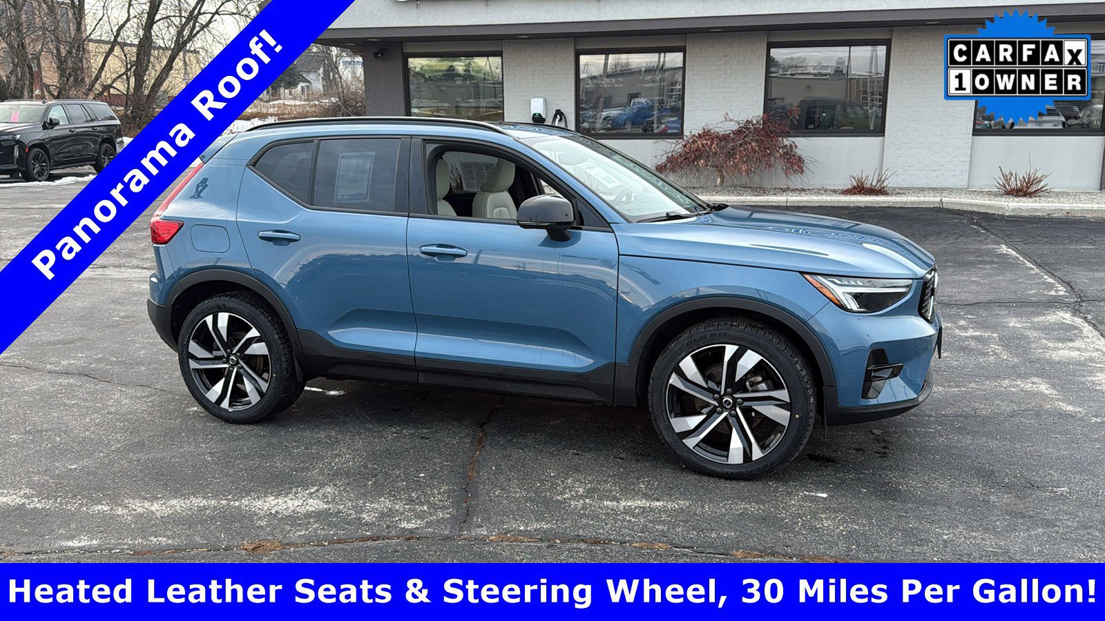 Used 2023 Volvo XC40 B5 Plus w/ Climate Package