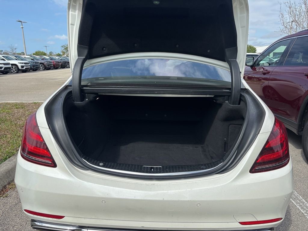 Used 2020 Mercedes-Benz S 560 Sedan image 16