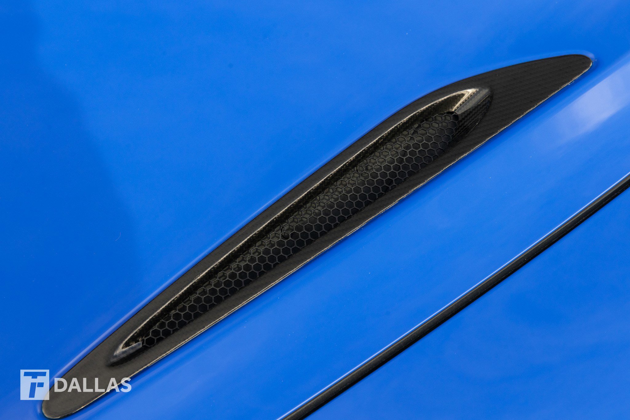 Used 2018 McLaren 720S image 9