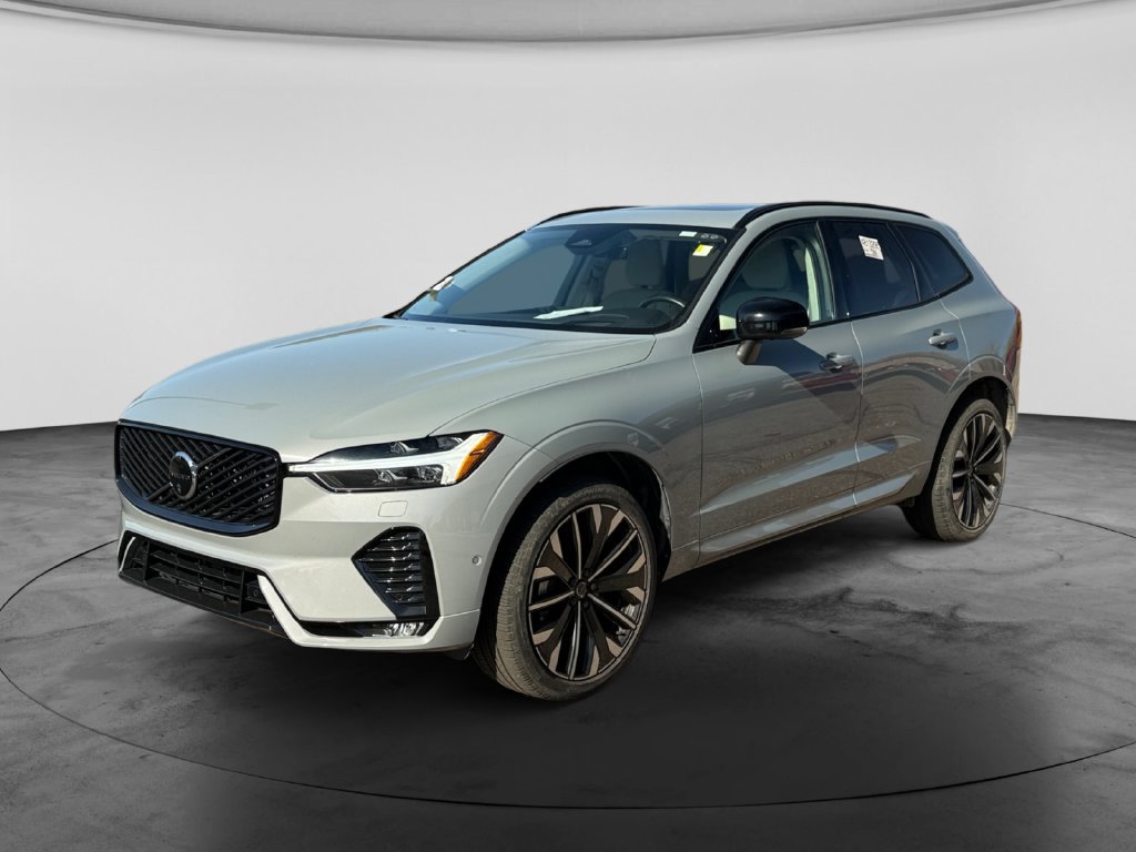 Used 2026 Volvo XC60 B5 Ultra AWD/4WD image 3