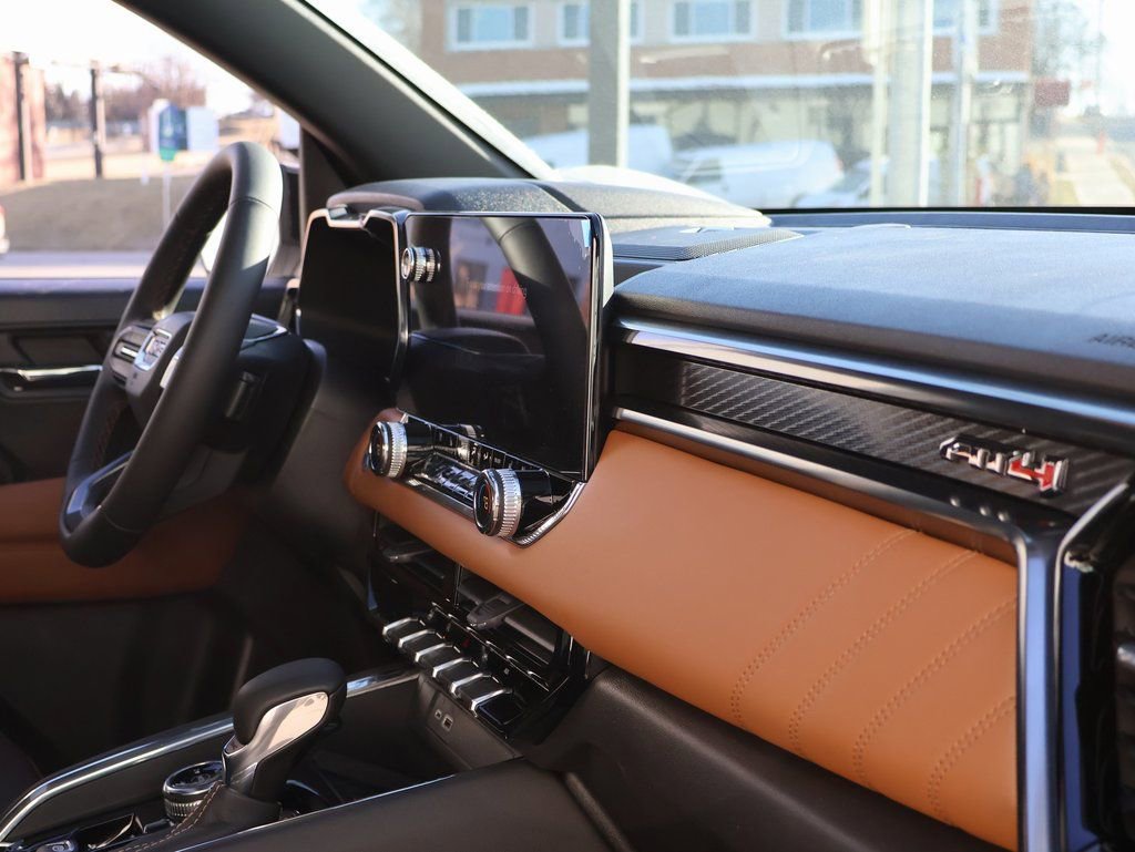 New 2026 GMC Canyon AT4 w/ Technology Plus Package image 10