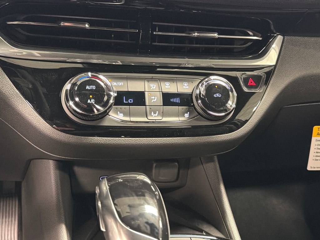 New 2026 Buick Envista Sport Touring w/ Convenience I Package FWD image 32