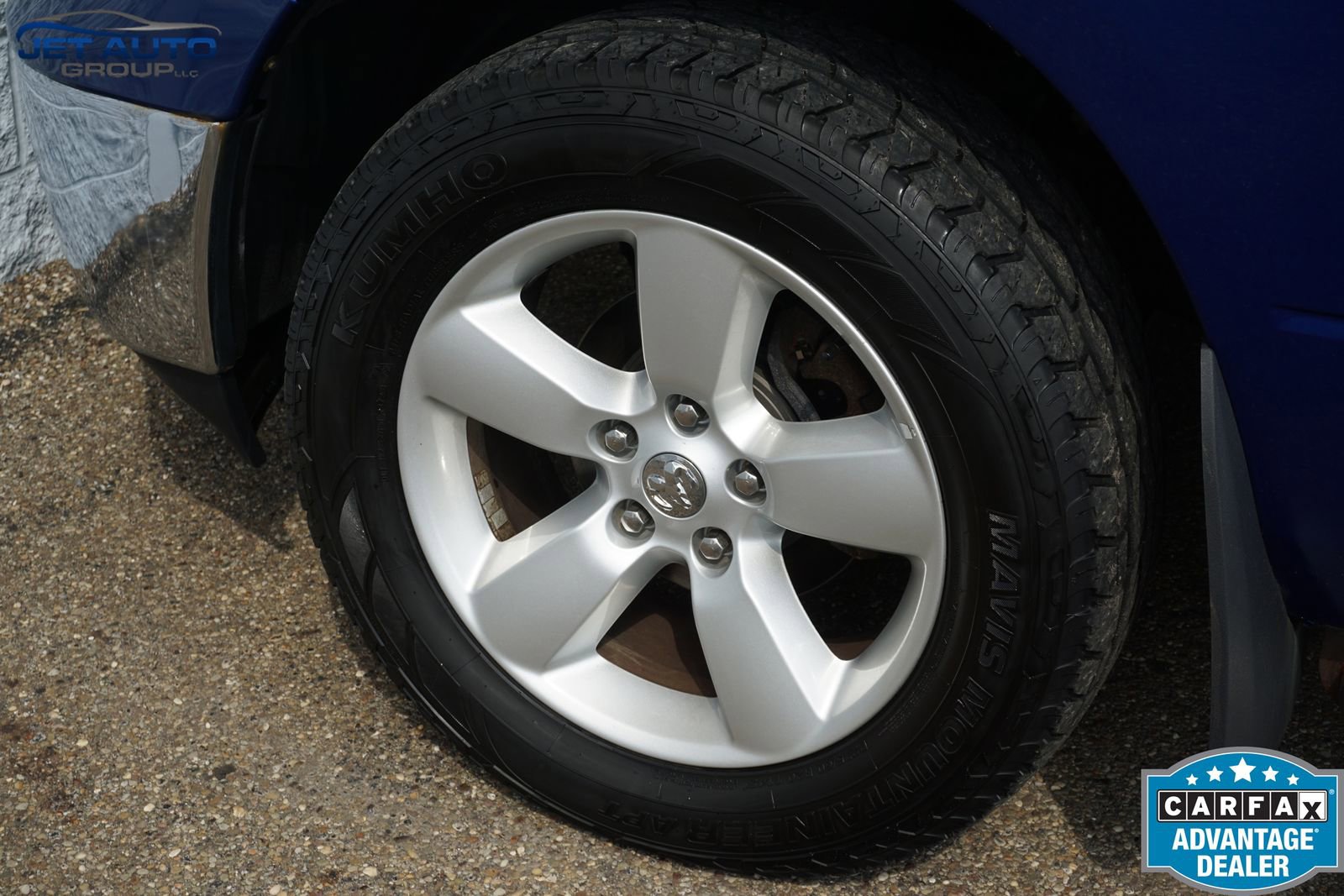 Used 2019 RAM 1500 Classic SLT AWD/4WD image 14