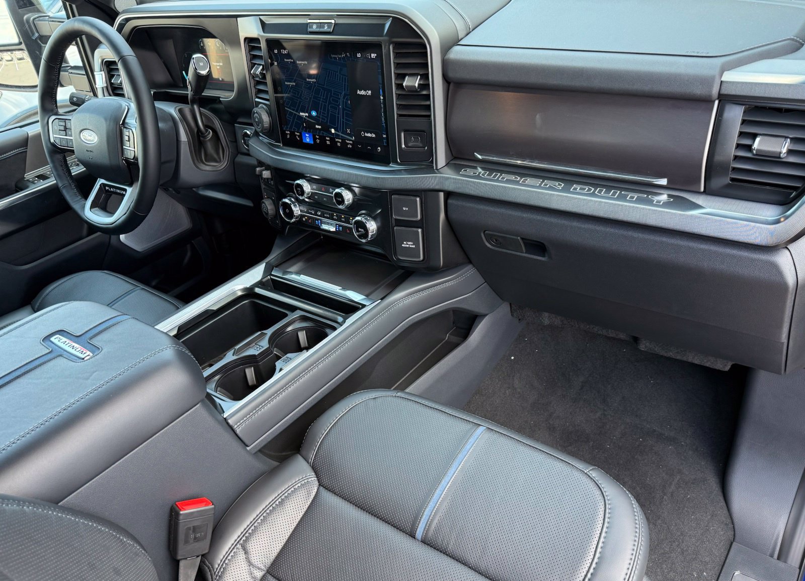 New 2027 Ford F250 Platinum w/ Tremor Off-Road Package AWD/4WD image 21