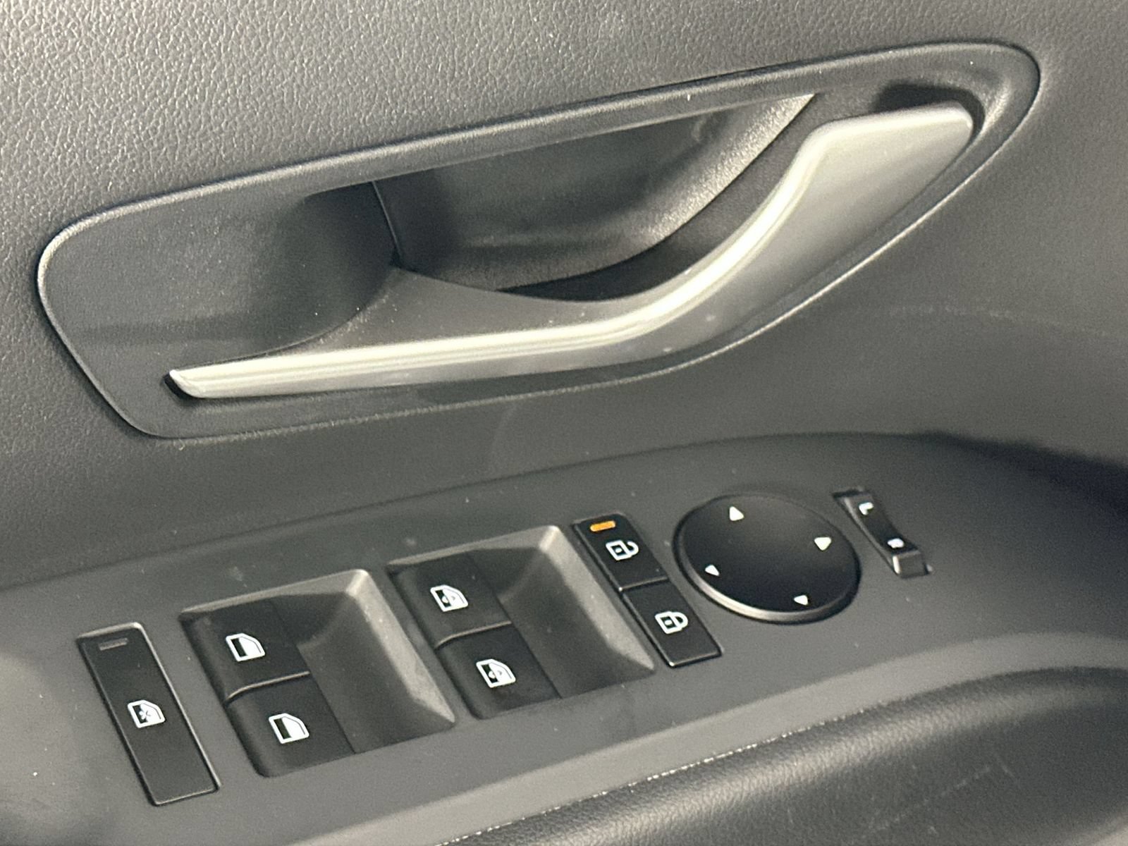 Used 2026 Hyundai Tucson SEL FWD image 13