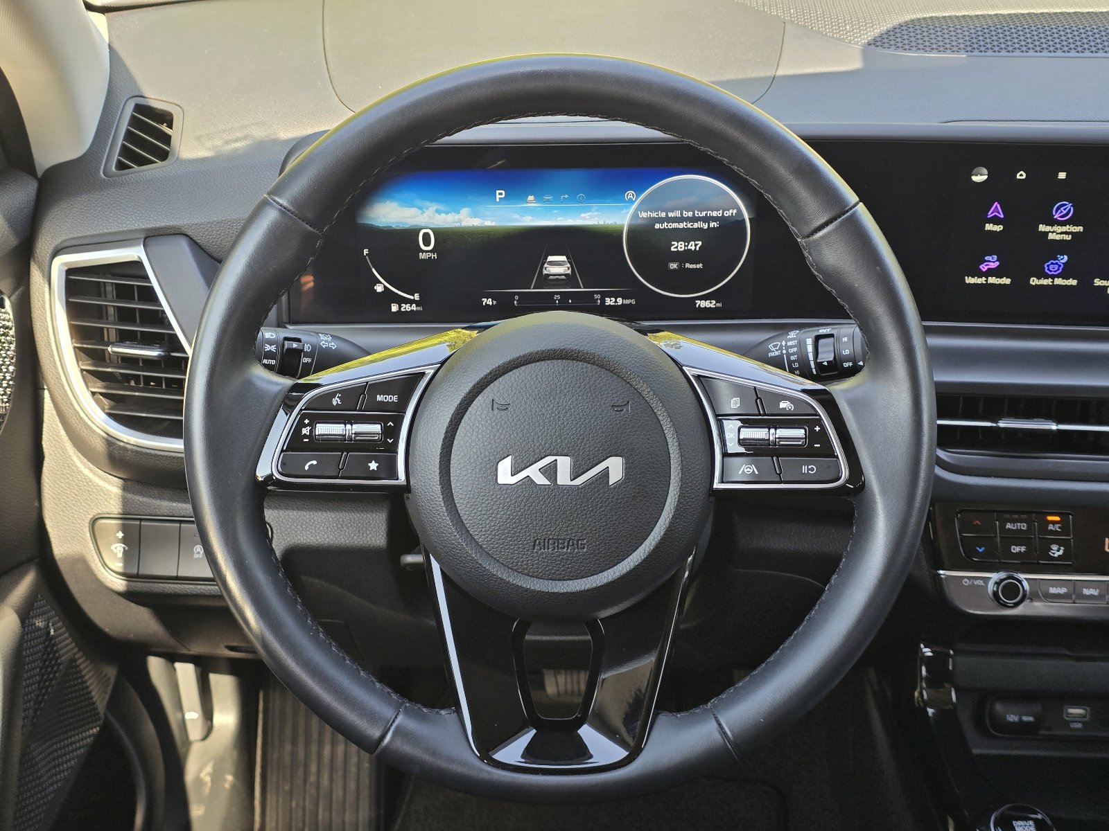 Used 2025 Kia Seltos EX w/ EX Sunroof Package FWD image 13