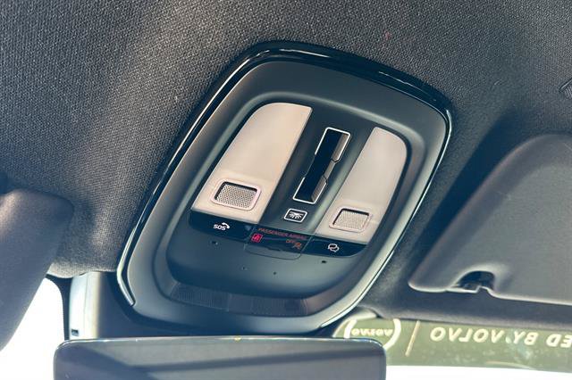 Certified 2023 Volvo XC40 Recharge Ultimate w/ Protection Package Premier AWD/4WD image 34