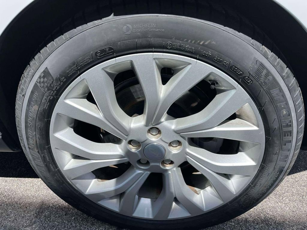 Used 2019 Land Rover Range Rover AWD/4WD image 11
