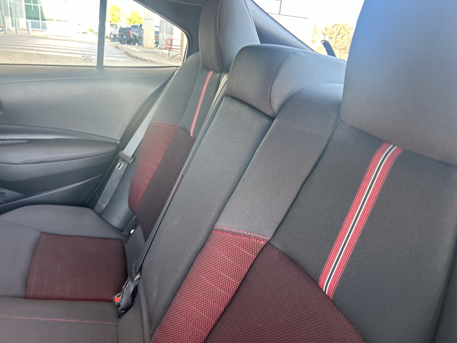 Used 2025 Toyota Corolla SE FWD image 18
