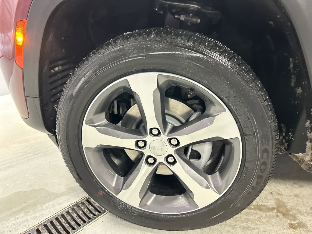 New 2026 Jeep Grand Cherokee Limited image 9