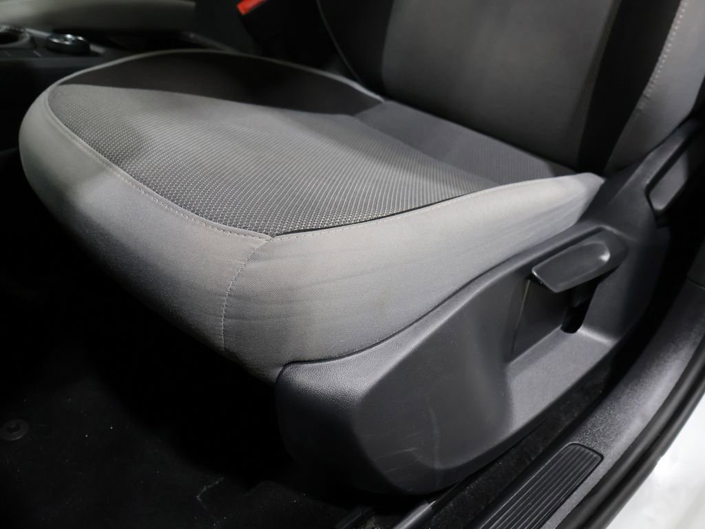 Used 2024 Volkswagen Taos S image 11