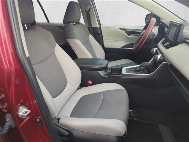 Used 2022 Toyota RAV4 XLE image 26
