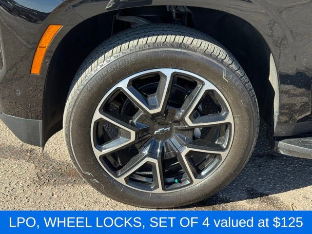 Used 2025 Chevrolet Suburban RST w/ RST Capability Package image 11