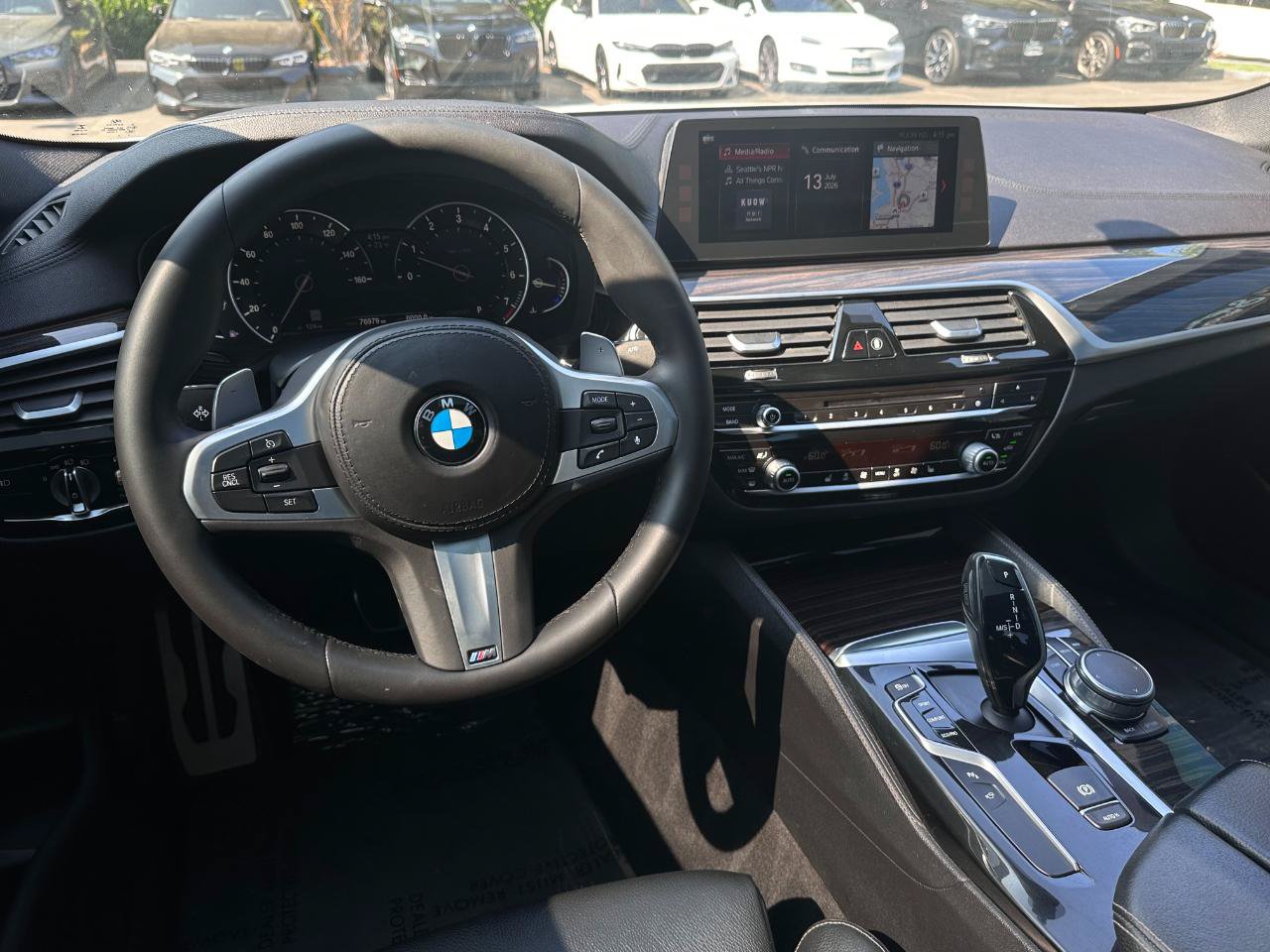 Used 2017 BMW 540i RWD image 2