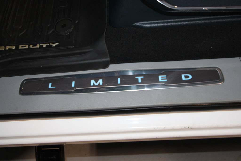 Used 2024 Ford F250 Limited w/ FX4 Off-Road Package AWD/4WD image 7