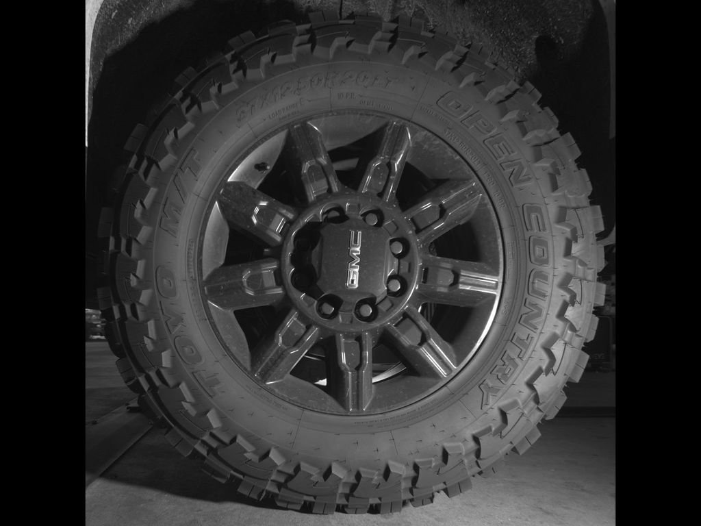 Used 2026 GMC Sierra 2500 AT4 AWD/4WD image 14