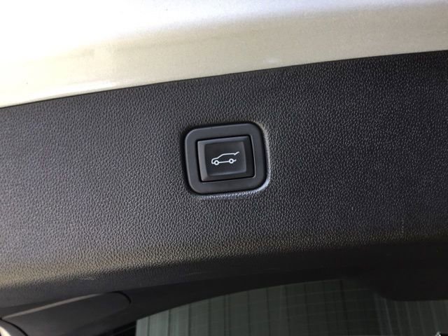 Used 2019 Chevrolet Blazer Premier w/ Sun and Wheels Package image 46