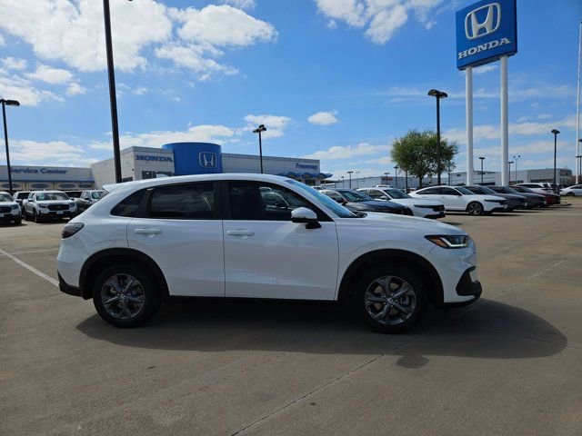 New 2026 Honda HR-V LX image 4