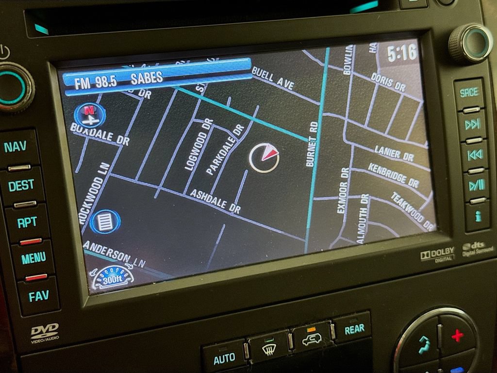 Used 2013 GMC Yukon Denali RWD image 14