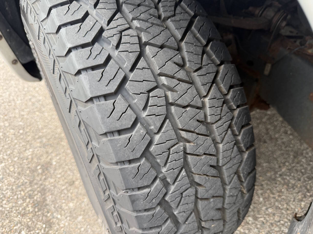 Used 2008 Mitsubishi Raider LS RWD image 15