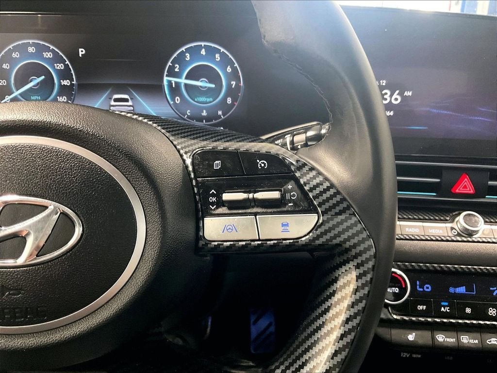 Certified 2023 Hyundai Elantra Limited FWD image 24