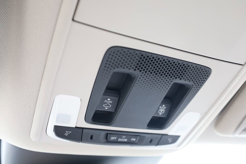 New 2025 Honda Pilot Touring image 23