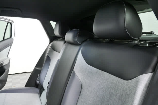 Used 2025 Volkswagen ID.4 Pro RWD image 23