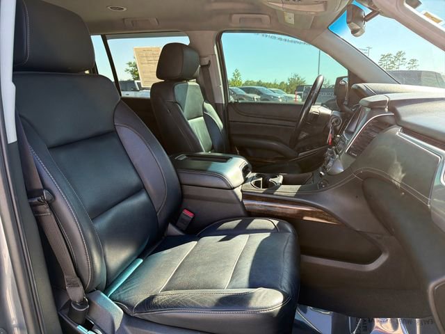 Used 2019 Chevrolet Suburban LT AWD/4WD image 26