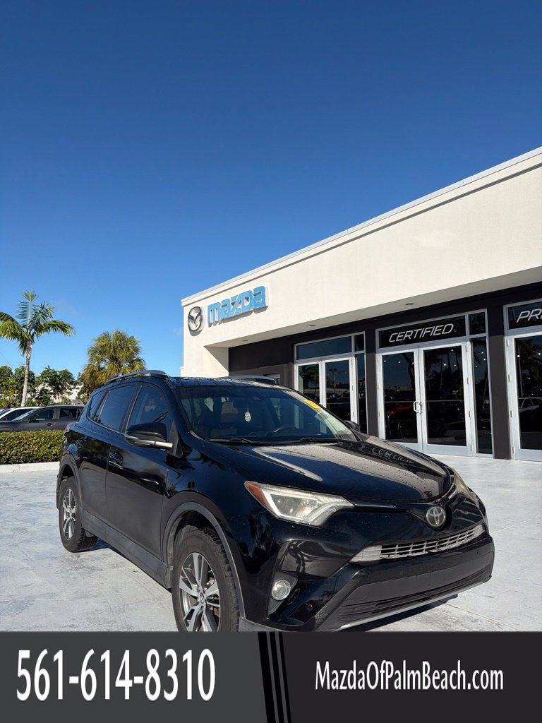 Used 2017 Toyota RAV4 XLE FWD image 1