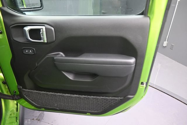 Used 2025 Jeep Gladiator Sport AWD/4WD image 21