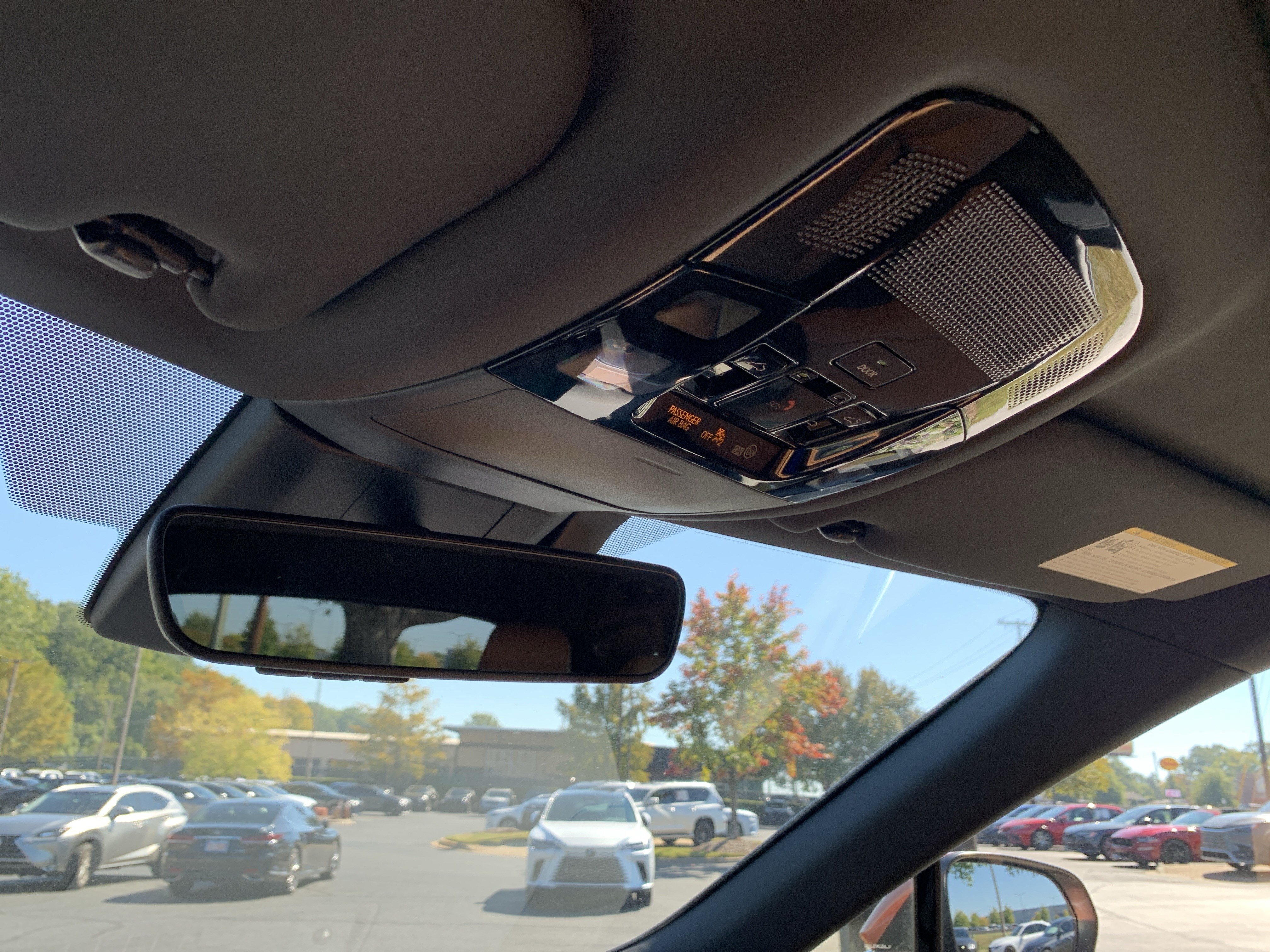 Used 2026 Lexus RX 350 Premium w/ Accessory Package (Z1) FWD image 27